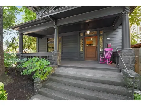 1534 SE Taylor Street Portland OR 97214
