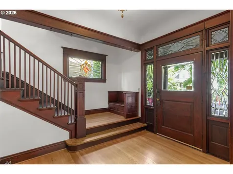1534 SE Taylor Street Portland OR 97214
