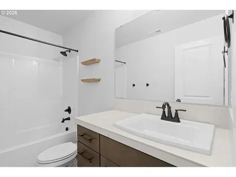 719 NW 178th Street Ridgefield WA 98642