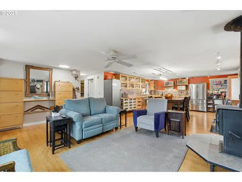 120 Sandy Bend Road Castle Rock WA 98611
