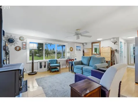 120 Sandy Bend Road Castle Rock WA 98611