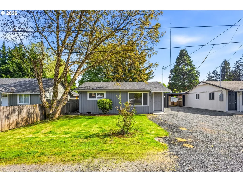 1121 Spruce Street Sweet Home OR 97386