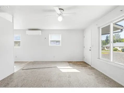 1121 Spruce Street Sweet Home OR 97386