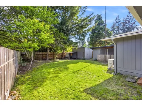 1121 Spruce Street Sweet Home OR 97386