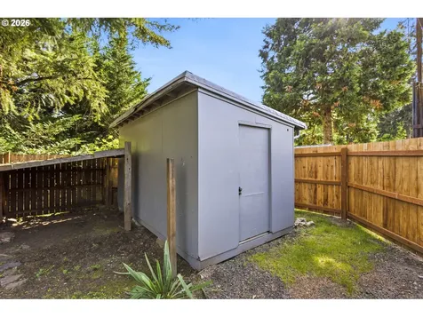 1121 Spruce Street Sweet Home OR 97386