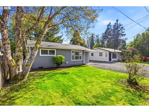 1121 Spruce Street Sweet Home OR 97386