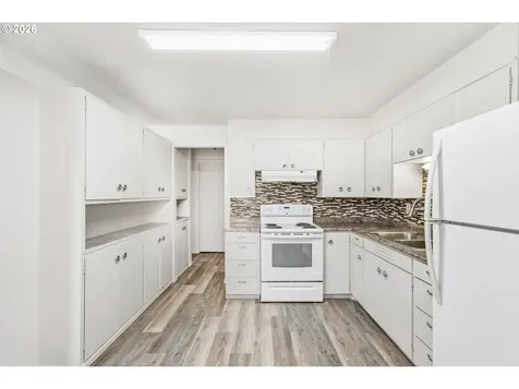 1121 Spruce Street Sweet Home OR 97386