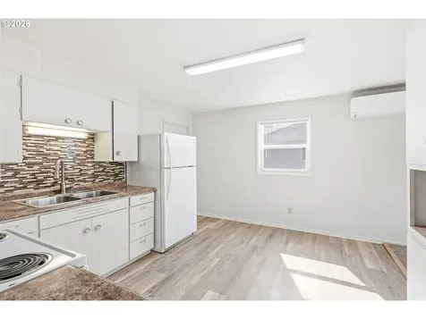 1121 Spruce Street Sweet Home OR 97386