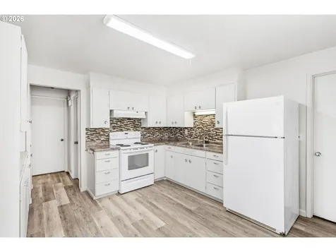 1121 Spruce Street Sweet Home OR 97386