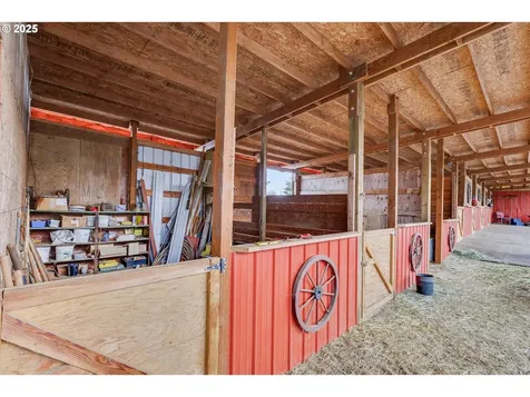 15032 S Carus Road Oregon City OR 97045