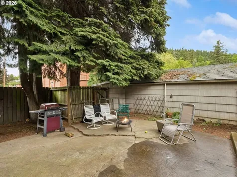 2331 SE 70th Avenue Portland OR 97215