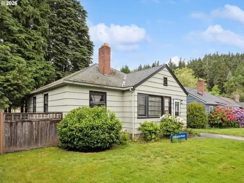 2331 SE 70th Avenue Portland OR 97215