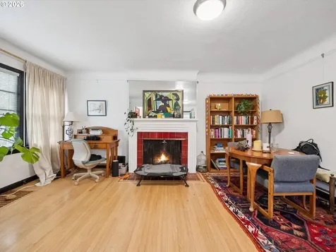 2331 SE 70th Avenue Portland OR 97215