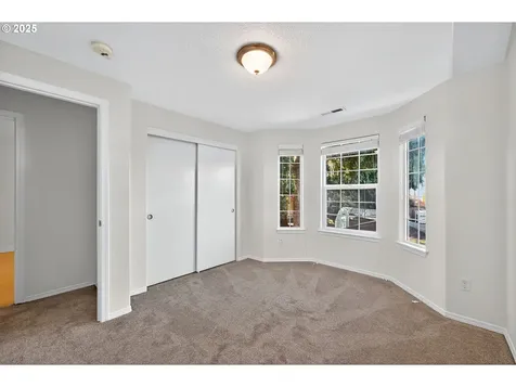 10417 NE 97th Street Vancouver WA 98662