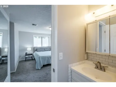 309 High Street Jefferson OR 97352