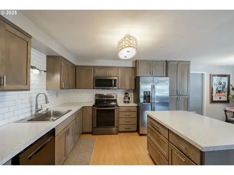309 High Street Jefferson OR 97352