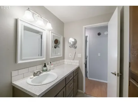 309 High Street Jefferson OR 97352