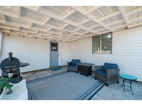309 High Street Jefferson OR 97352