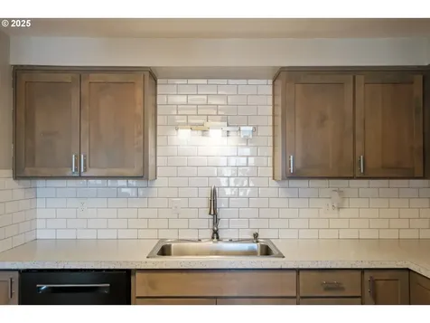 309 High Street Jefferson OR 97352
