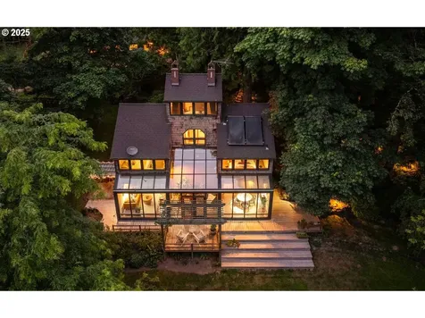 10805 NW Skyline Boulevard Portland OR 97231