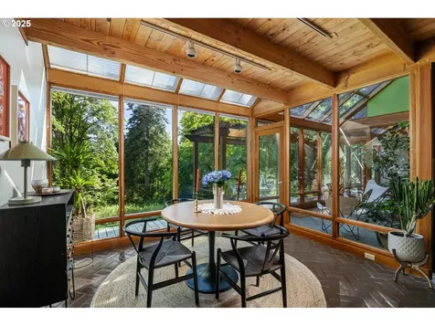10805 NW Skyline Boulevard Portland OR 97231