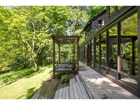 10805 NW Skyline Boulevard Portland OR 97231
