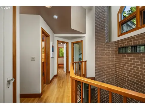 10805 NW Skyline Boulevard Portland OR 97231