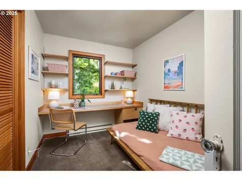 10805 NW Skyline Boulevard Portland OR 97231