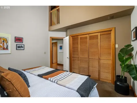 10805 NW Skyline Boulevard Portland OR 97231