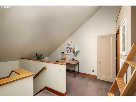 10805 NW Skyline Boulevard Portland OR 97231