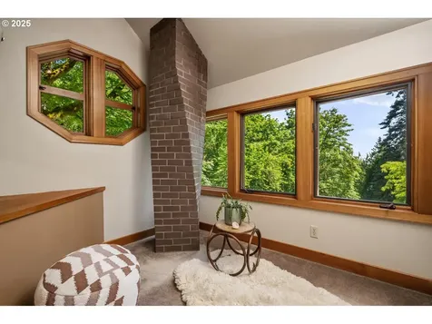 10805 NW Skyline Boulevard Portland OR 97231