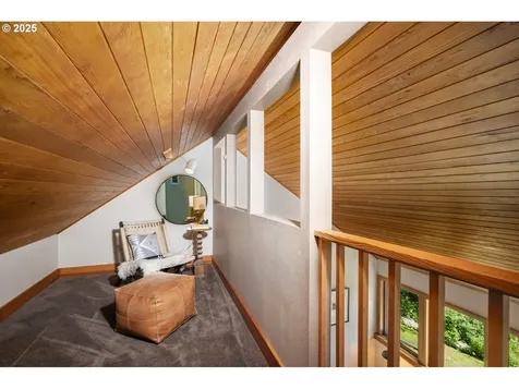 10805 NW Skyline Boulevard Portland OR 97231