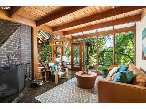 10805 NW Skyline Boulevard Portland OR 97231