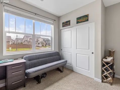16611 NE 93rd Way Vancouver WA 98682