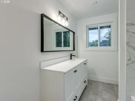 12611 NE 44th Street Vancouver WA 98682