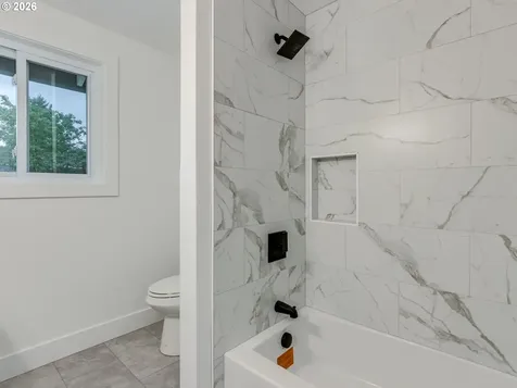 12611 NE 44th Street Vancouver WA 98682