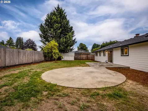 12611 NE 44th Street Vancouver WA 98682