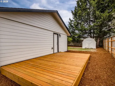 12611 NE 44th Street Vancouver WA 98682