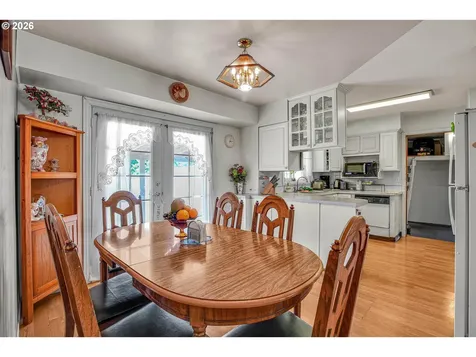 2249 SE 185th Avenue Portland OR 97233