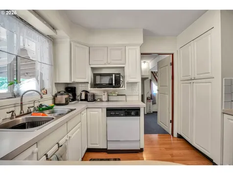 2249 SE 185th Avenue Portland OR 97233