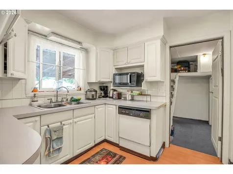2249 SE 185th Avenue Portland OR 97233