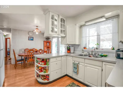 2249 SE 185th Avenue Portland OR 97233