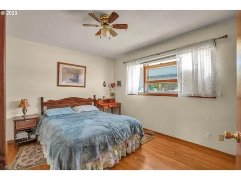 2249 SE 185th Avenue Portland OR 97233