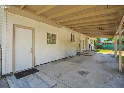 2249 SE 185th Avenue Portland OR 97233