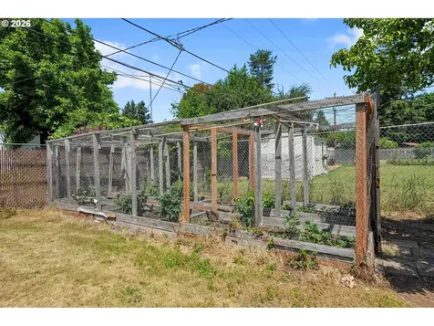 2249 SE 185th Avenue Portland OR 97233