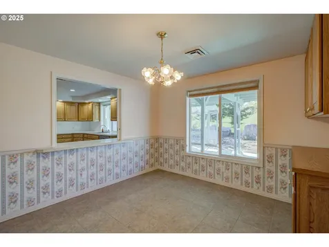526 Little Valley Road Roseburg OR 97471