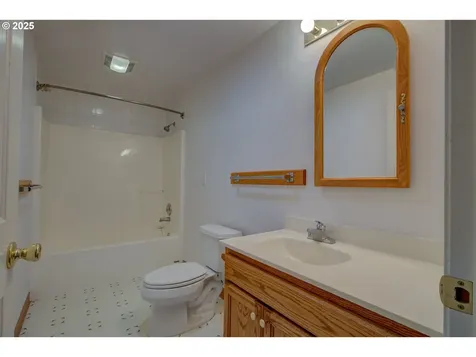 526 Little Valley Road Roseburg OR 97471