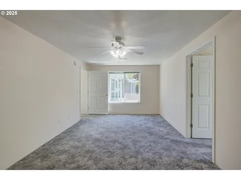 526 Little Valley Road Roseburg OR 97471