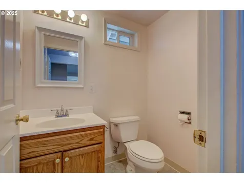 526 Little Valley Road Roseburg OR 97471