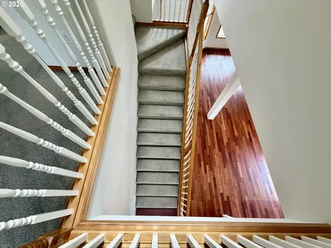 12289 SW Hollow Lane Portland OR 97223